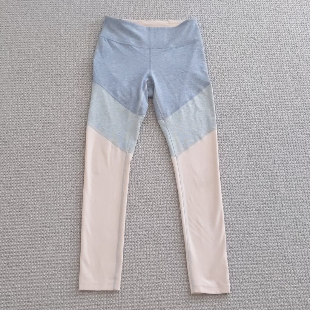 Outdoor Voices leggings size Small